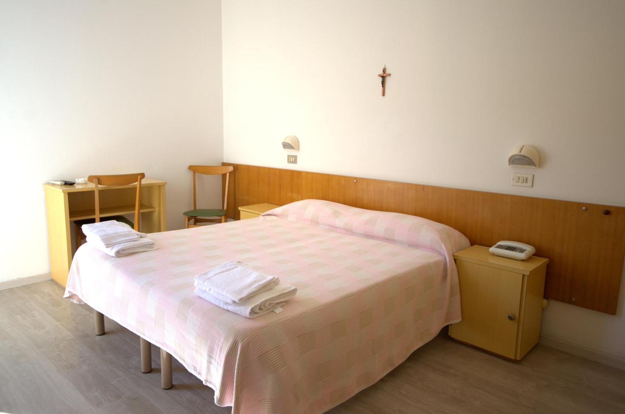 Hotel Villa Alberta B&B Cesenatico Cameră foto